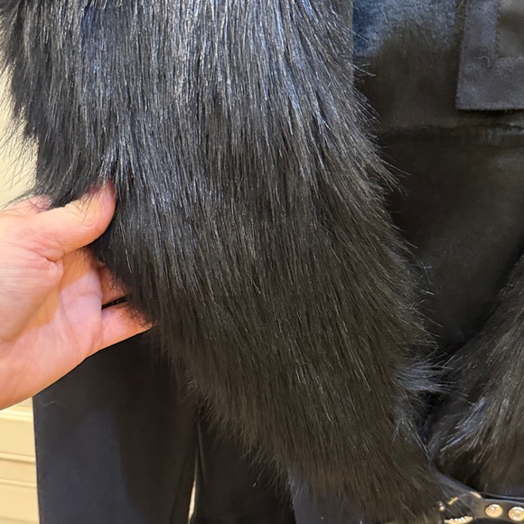 IVANKA TRUMP BLACK COAT WITH FAUX FUR TRIM SIZE M - Picture 11 of 15